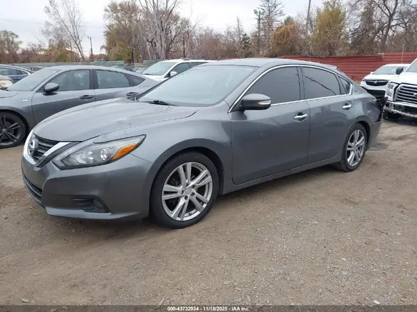 1N4BL3AP5HC187099 2017 NISSAN ALTIMA - Image 2