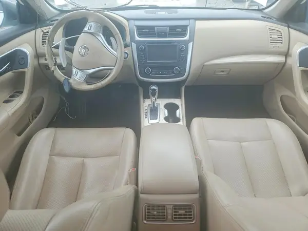 1N4BL3AP5HC208095 2017 NISSAN ALTIMA - Image 8