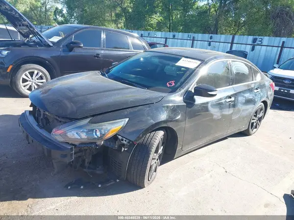 1N4BL3AP6GC130358 2016 NISSAN ALTIMA - Image 2
