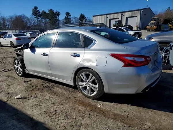 1N4BL3AP6GC141635 2016 NISSAN ALTIMA - Image 2