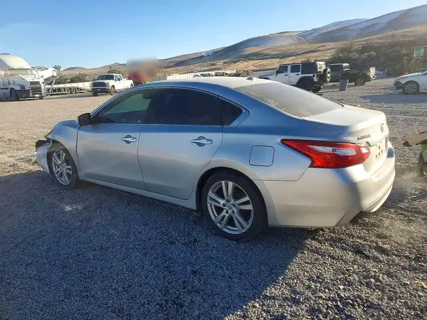 1N4BL3AP6GC161819 2016 NISSAN ALTIMA - Image 2