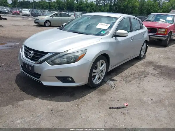 1N4BL3AP6HC151471 2017 NISSAN ALTIMA - Image 2