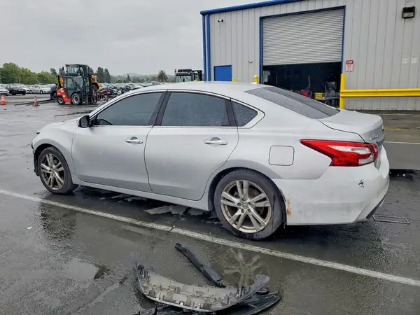 1N4BL3AP6HC187242 2017 NISSAN ALTIMA - Image 2