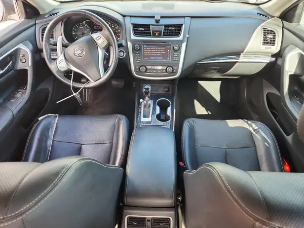 1N4BL3AP6HC197818 2017 NISSAN ALTIMA - Image 8