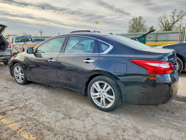 1N4BL3AP6HC198483 2017 NISSAN ALTIMA - Image 2