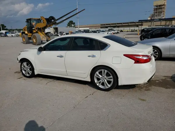 1N4BL3AP6HC246662 2017 NISSAN ALTIMA - Image 2