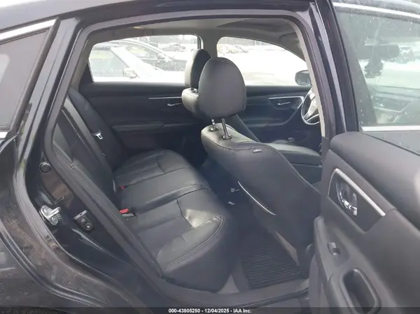 1N4BL3AP6HC249495 2017 NISSAN ALTIMA - Image 8