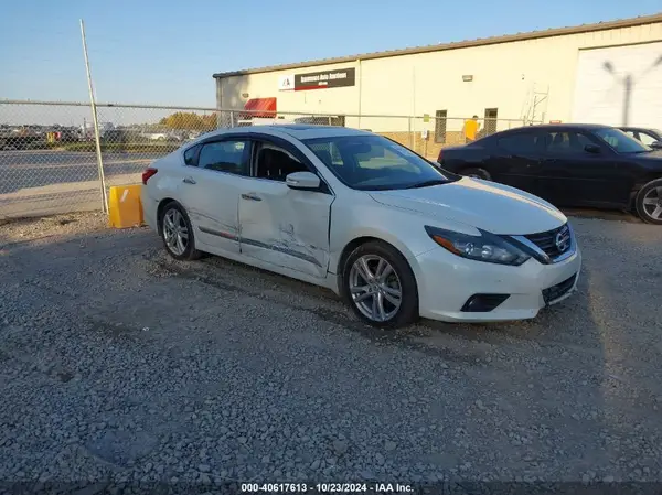 1N4BL3AP6HC270945 2017 NISSAN ALTIMA - Image 1