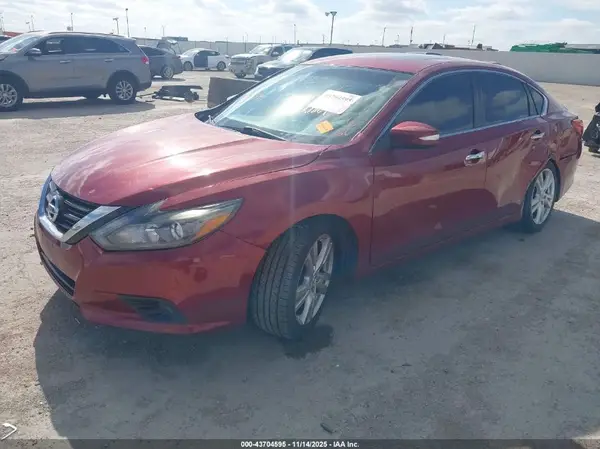 1N4BL3AP6HC294758 2017 NISSAN ALTIMA - Image 2