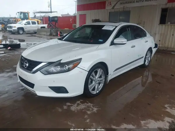 1N4BL3AP7GC147251 2016 NISSAN ALTIMA - Image 2
