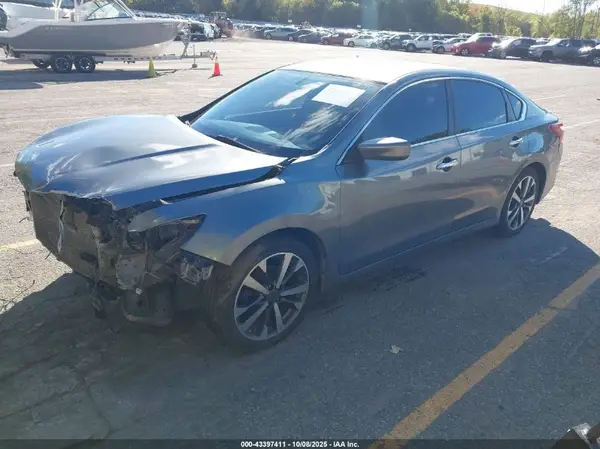 1N4BL3AP7GC203155 2016 NISSAN ALTIMA - Image 2