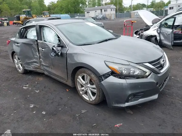 1N4BL3AP7HC108127 2017 NISSAN ALTIMA - Image 1