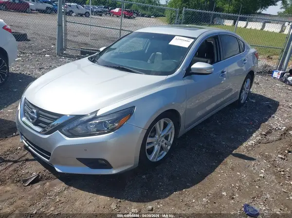 1N4BL3AP7HC193938 2017 NISSAN ALTIMA - Image 2