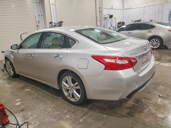 1N4BL3AP8GC112119 2016 NISSAN ALTIMA - Image 2