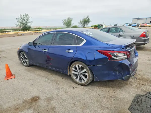 1N4BL3AP8HC195682 2017 NISSAN ALTIMA - Image 2