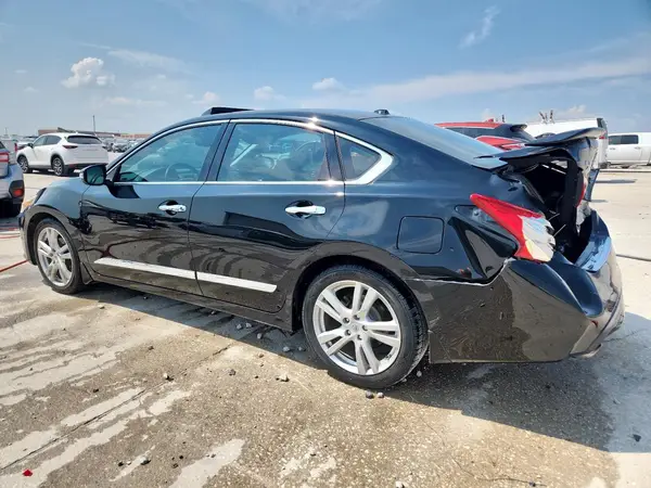 1N4BL3AP8HC214327 2017 NISSAN ALTIMA - Image 2
