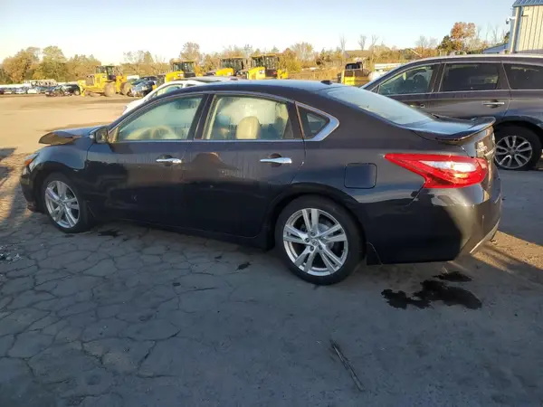 1N4BL3AP8HC265004 2017 NISSAN ALTIMA - Image 2