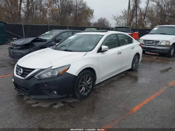 1N4BL3AP8HC291862 2017 NISSAN ALTIMA - Image 2