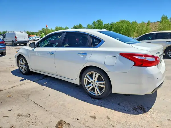 1N4BL3AP9GC109827 2016 NISSAN ALTIMA - Image 2