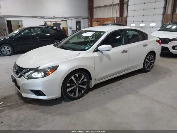 1N4BL3AP9GC182051 2016 NISSAN ALTIMA - Image 2