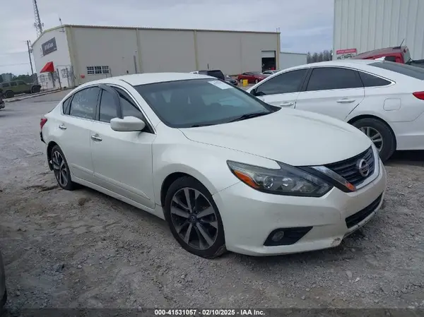 1N4BL3AP9GC264586 2016 NISSAN ALTIMA - Image 1