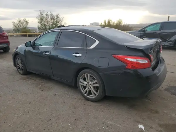1N4BL3AP9HC120229 2017 NISSAN ALTIMA - Image 2