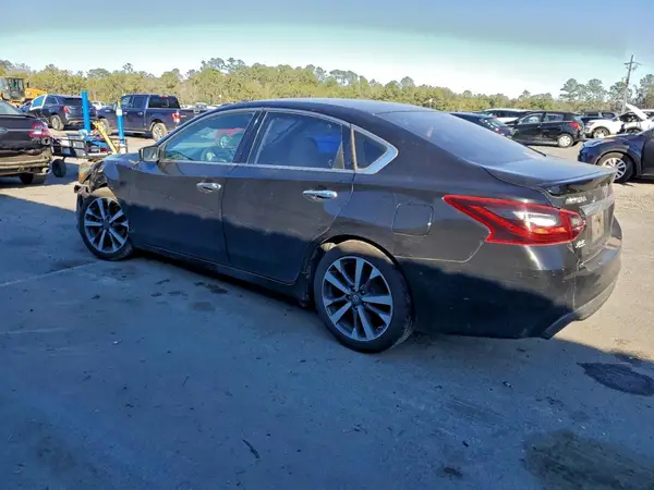 1N4BL3AP9HC129979 2017 NISSAN ALTIMA - Image 2