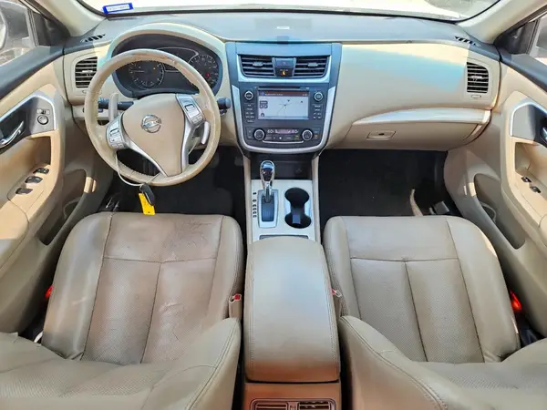 1N4BL3AP9HC130579 2017 NISSAN ALTIMA - Image 8