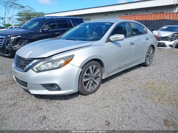1N4BL3AP9HC153344 2017 NISSAN ALTIMA - Image 2