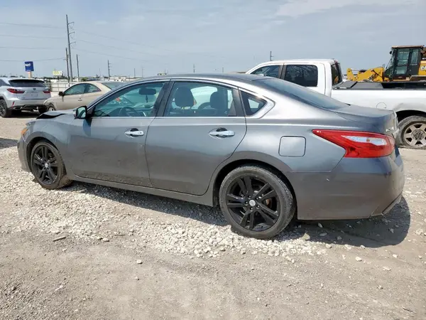 1N4BL3AP9HC203725 2017 NISSAN ALTIMA - Image 2
