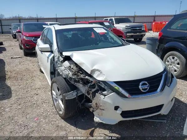 1N4BL3AP9HC222338 2017 NISSAN ALTIMA - Image 1