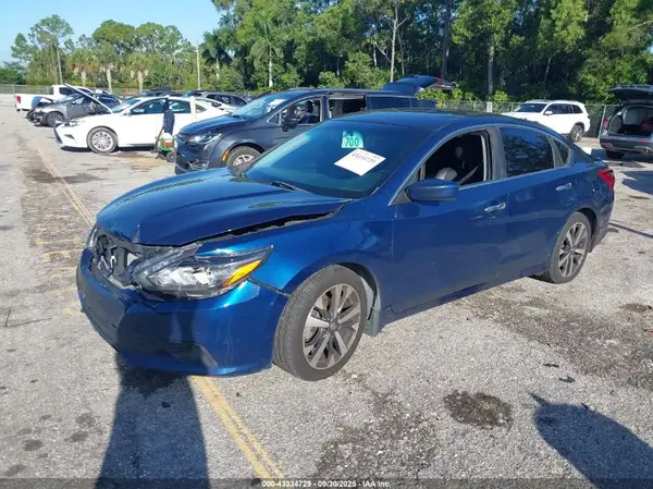 1N4BL3AP9HC233985 2017 NISSAN ALTIMA - Image 2