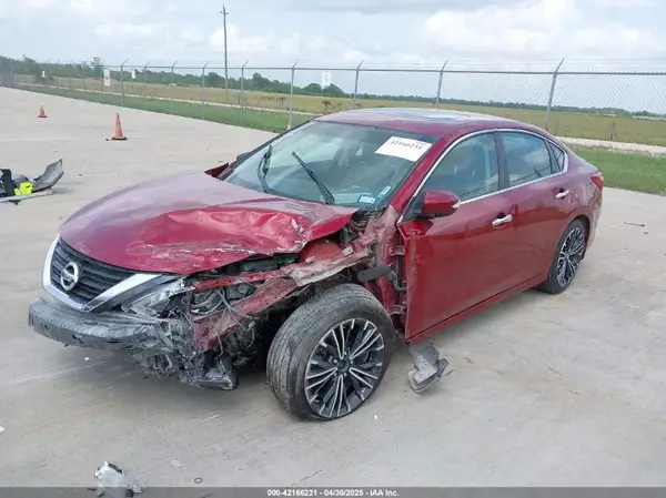 1N4BL3AP9HC477393 2017 NISSAN ALTIMA - Image 2