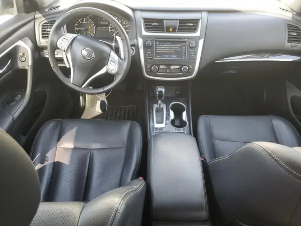 1N4BL3AP9HC477913 2017 NISSAN ALTIMA - Image 8