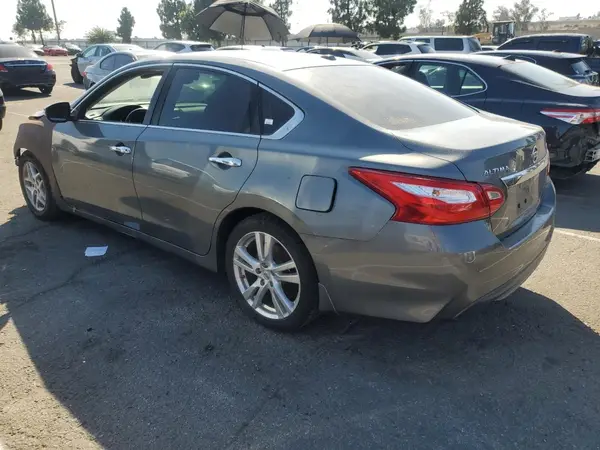 1N4BL3AP9HC478642 2017 NISSAN ALTIMA - Image 2