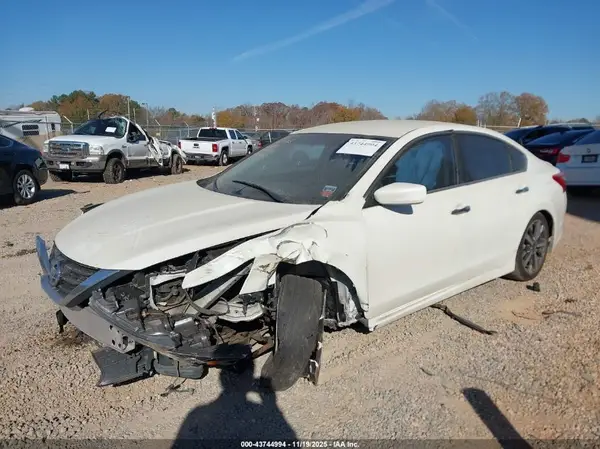 1N4BL3APXGC159152 2016 NISSAN ALTIMA - Image 2