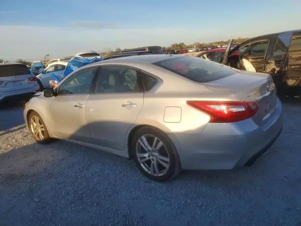 1N4BL3APXHC120319 2017 NISSAN ALTIMA - Image 2