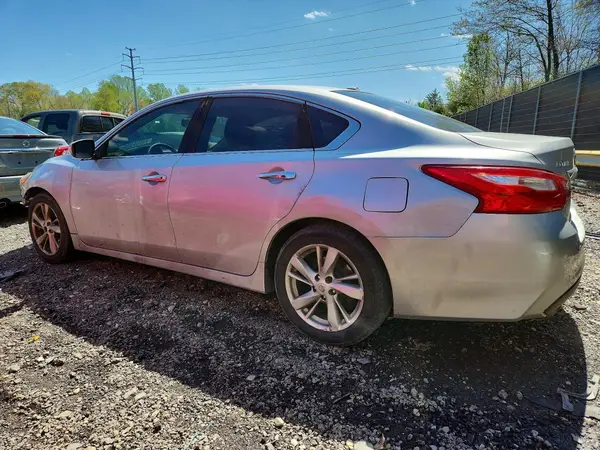 1N4BL3APXHC134088 2017 NISSAN ALTIMA - Image 2