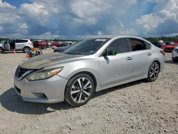 1N4BL3APXHC143776 2017 NISSAN ALTIMA - Image 1