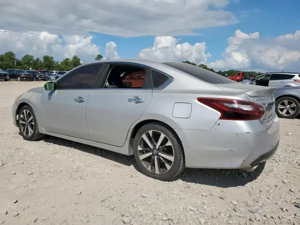 1N4BL3APXHC143776 2017 NISSAN ALTIMA - Image 2