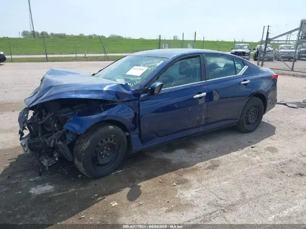 1N4BL4BV0KC130741 2019 NISSAN ALTIMA - Image 2