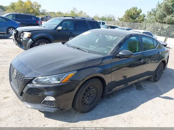 1N4BL4BV0KC136586 2019 NISSAN ALTIMA - Image 2