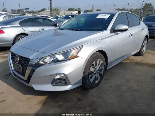 1N4BL4BV0KC239913 2019 NISSAN ALTIMA - Image 2