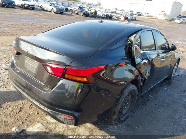 1N4BL4BV0KN328384 2019 NISSAN ALTIMA - Image 2