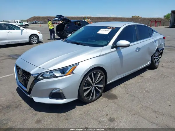 1N4BL4BV0LC162865 2020 NISSAN ALTIMA - Image 2