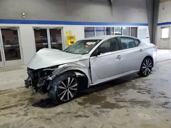 1N4BL4BV0LC176863 2020 NISSAN ALTIMA - Image 1