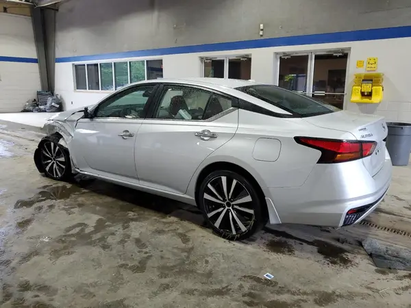 1N4BL4BV0LC176863 2020 NISSAN ALTIMA - Image 2