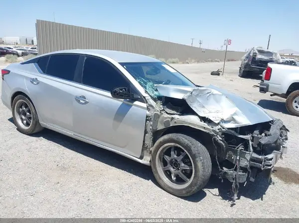 1N4BL4BV0LC224474 2020 NISSAN ALTIMA - Image 1