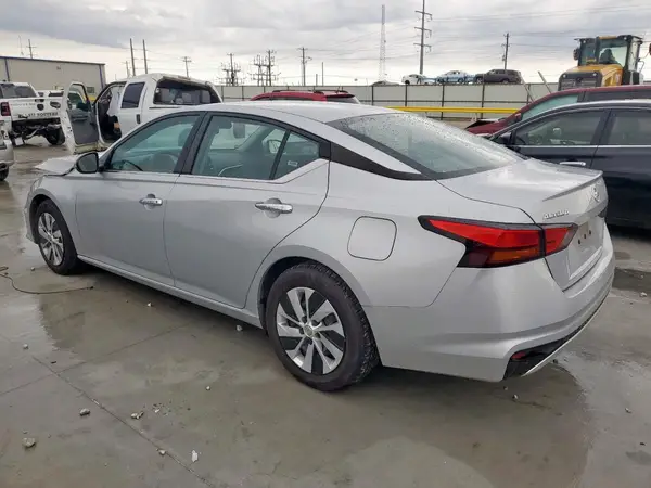 1N4BL4BV0MN376406 2021 NISSAN ALTIMA - Image 2