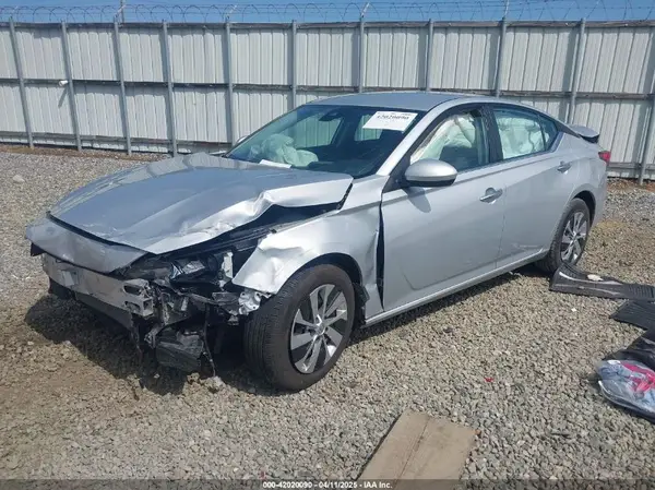 1N4BL4BV0NN302100 2022 NISSAN ALTIMA - Image 2